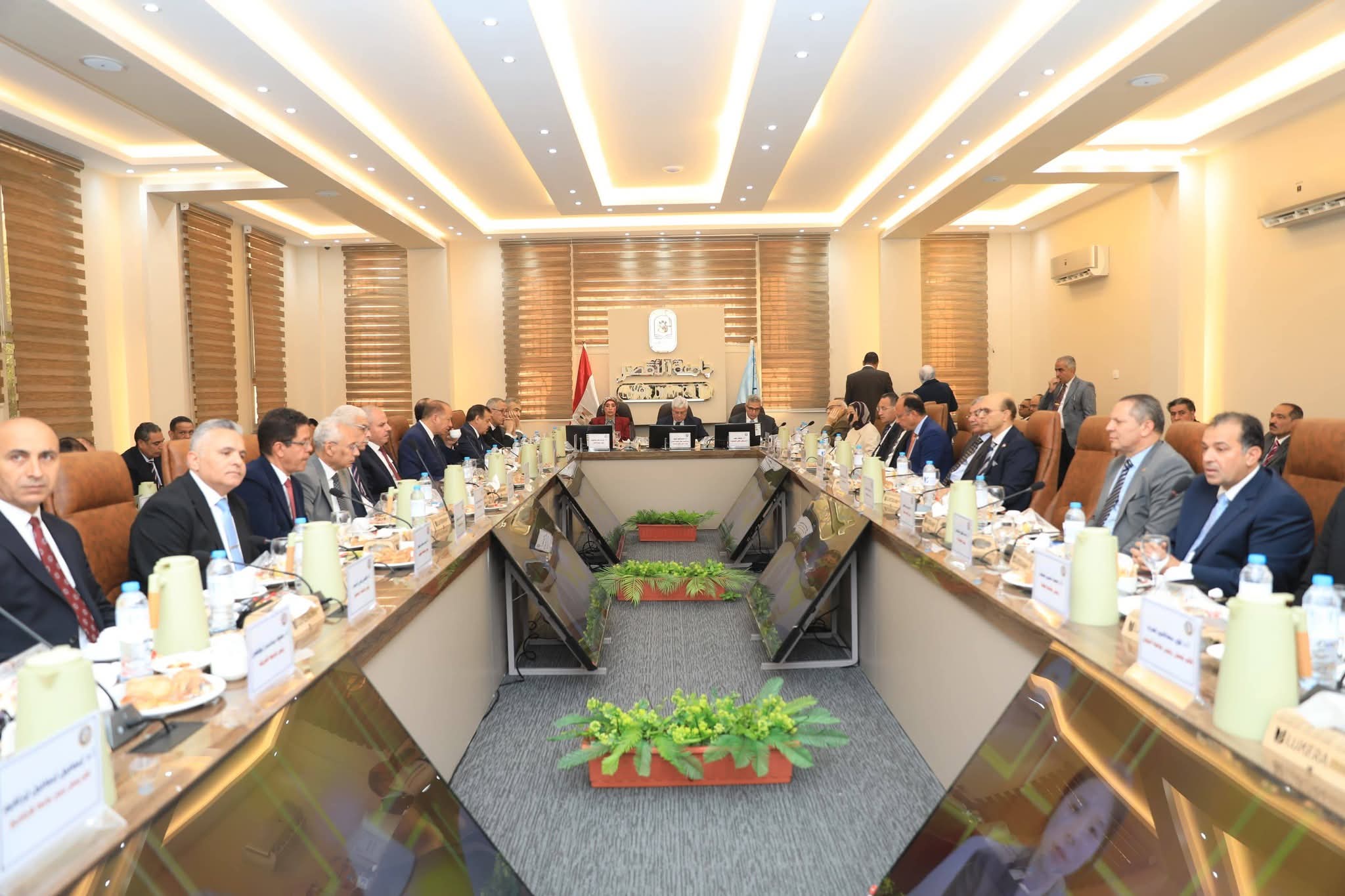 عاشور: قرارات الأعلى للجامعات تدعم الجودة والابتكار والتصنيفات الدولية