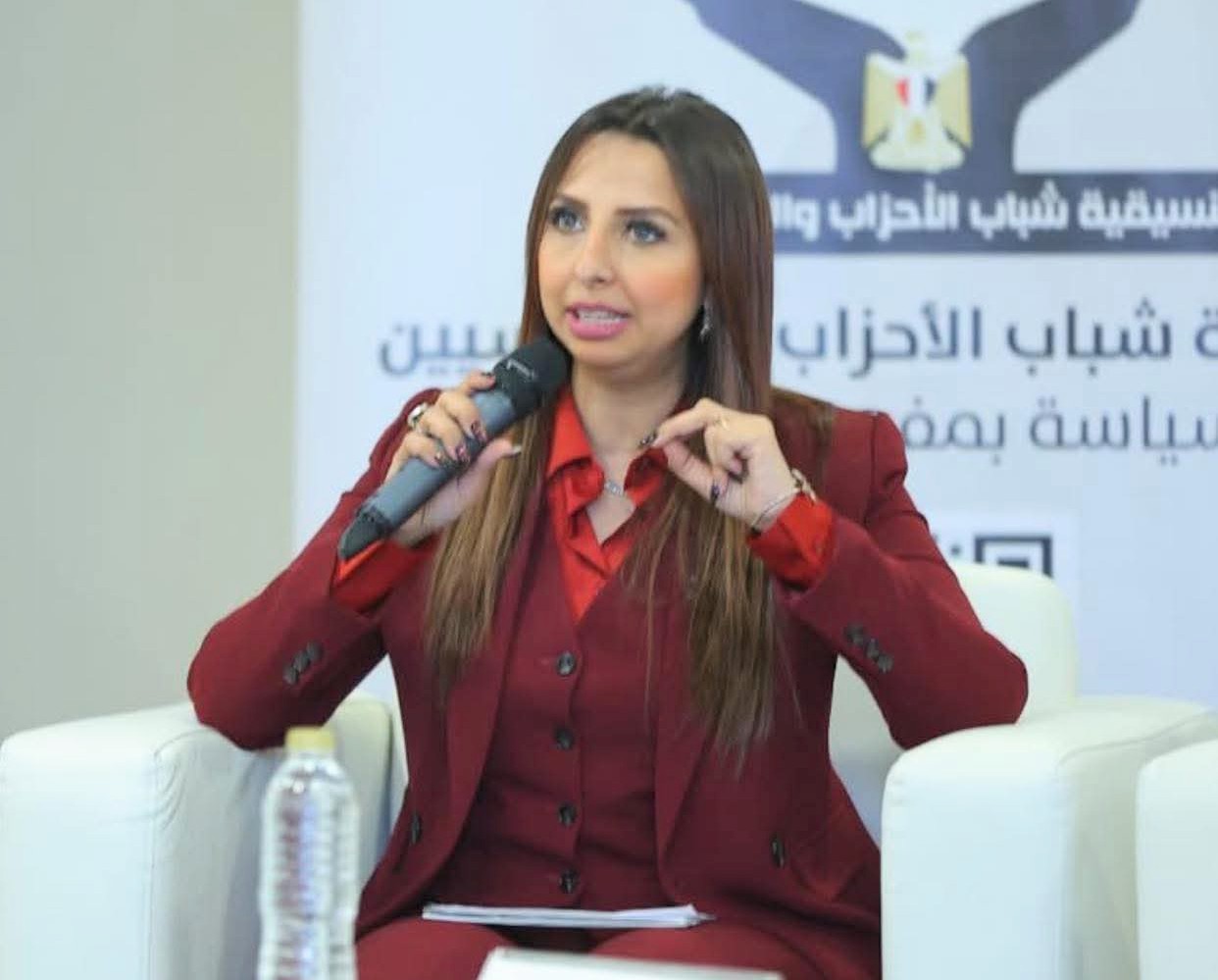 النائبة نشوى الشريف تتقدم بطلب إحاطة لتسوية المؤهلات الأعلى للموظفين