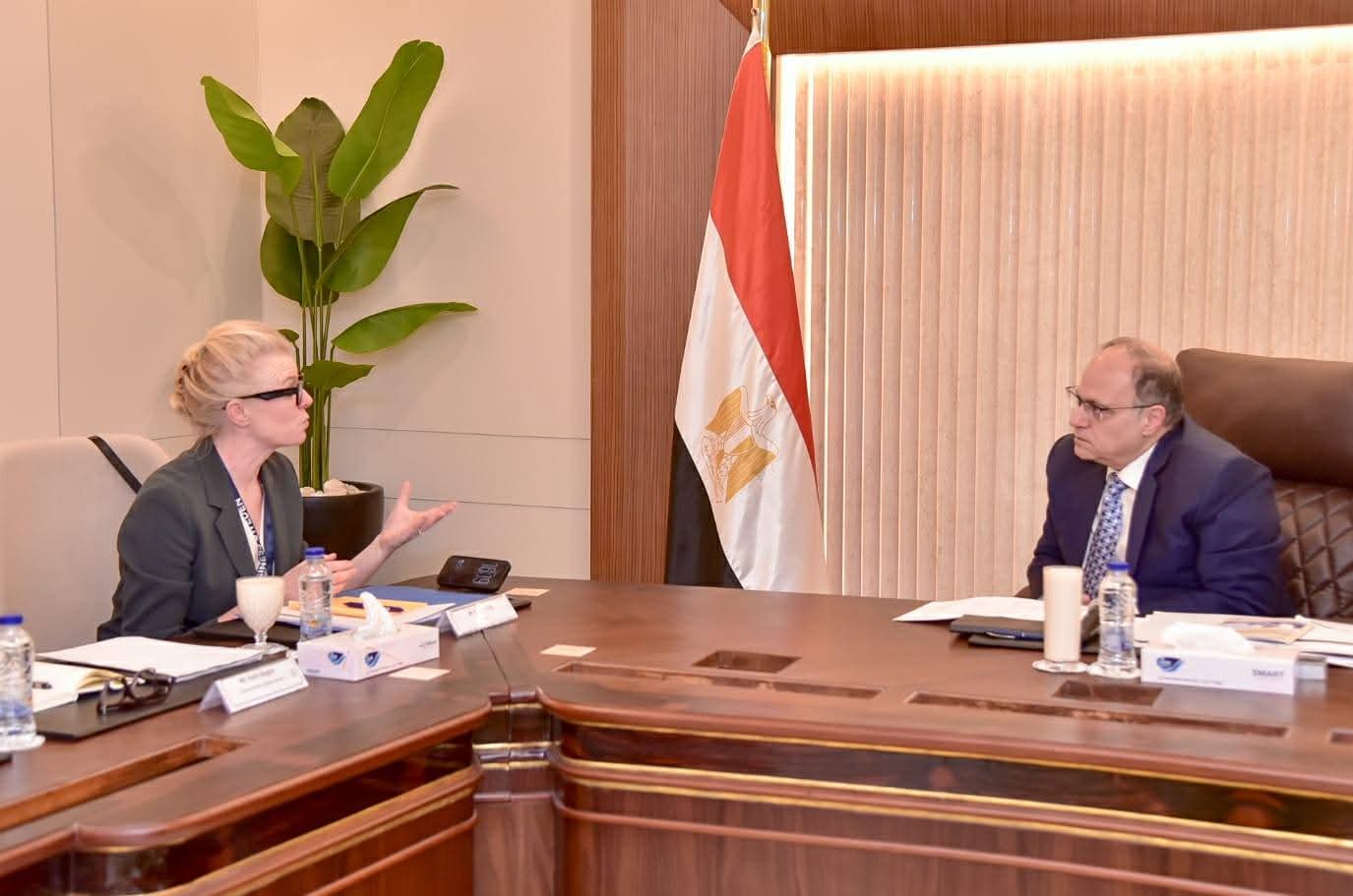 هيئة الدواء المصرية تبحث تعزيز الشراكة الصحية مع السويد