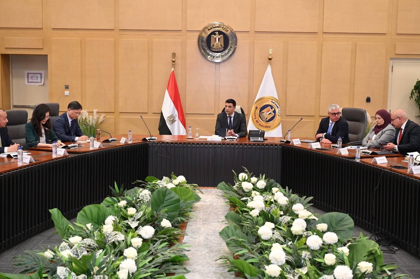 تعاون مصري صيني لتطوير صناعة الصلب وتعزيز سلاسل الإمداد