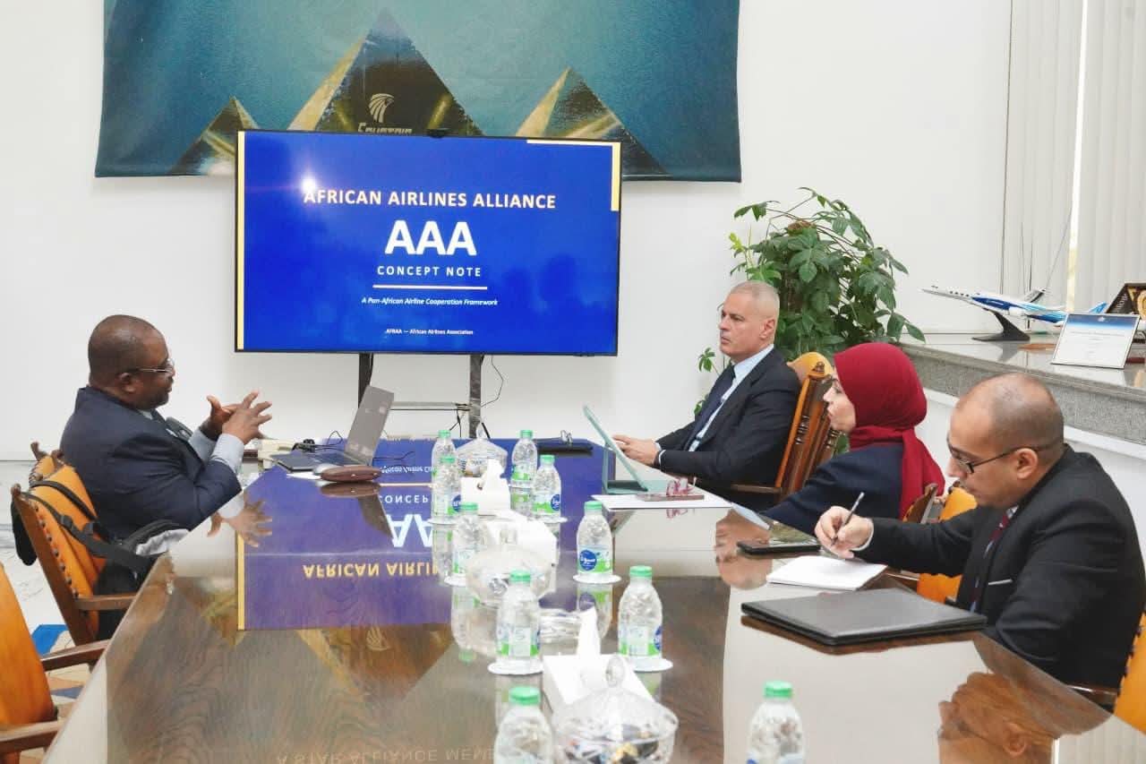 مصر للطيران تبحث تعزيز التكامل مع شركات الطيران الأفريقية