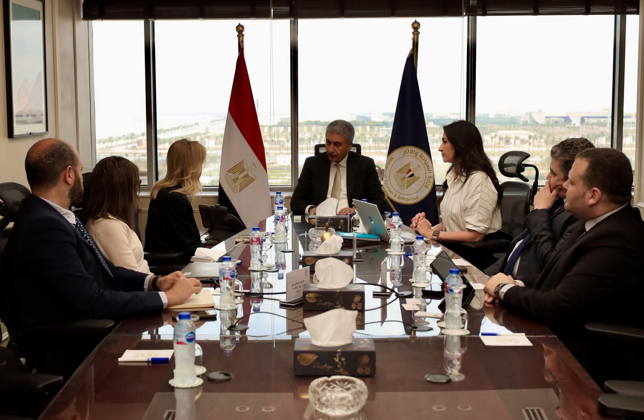 تعاون مصري مع فيزا لدعم المدفوعات الرقمية السياحية