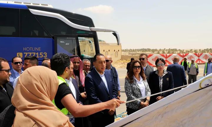 مدبولي يتفقد مشروعات تنموية بشمال سيناء بمناسبة عيد تحرير سيناء