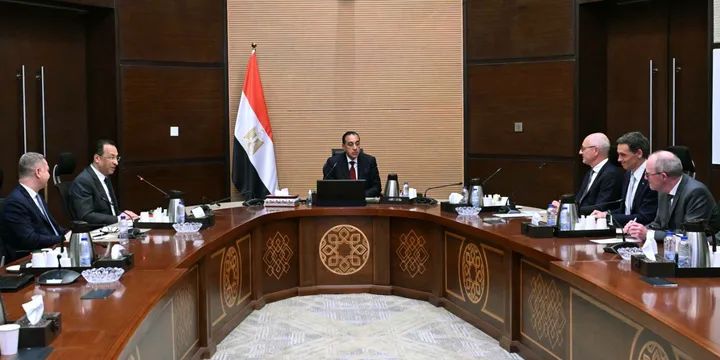 رئيس الوزراء يبحث مع «فاليو» توسعات الذكاء الاصطناعي بالسوق المصرية