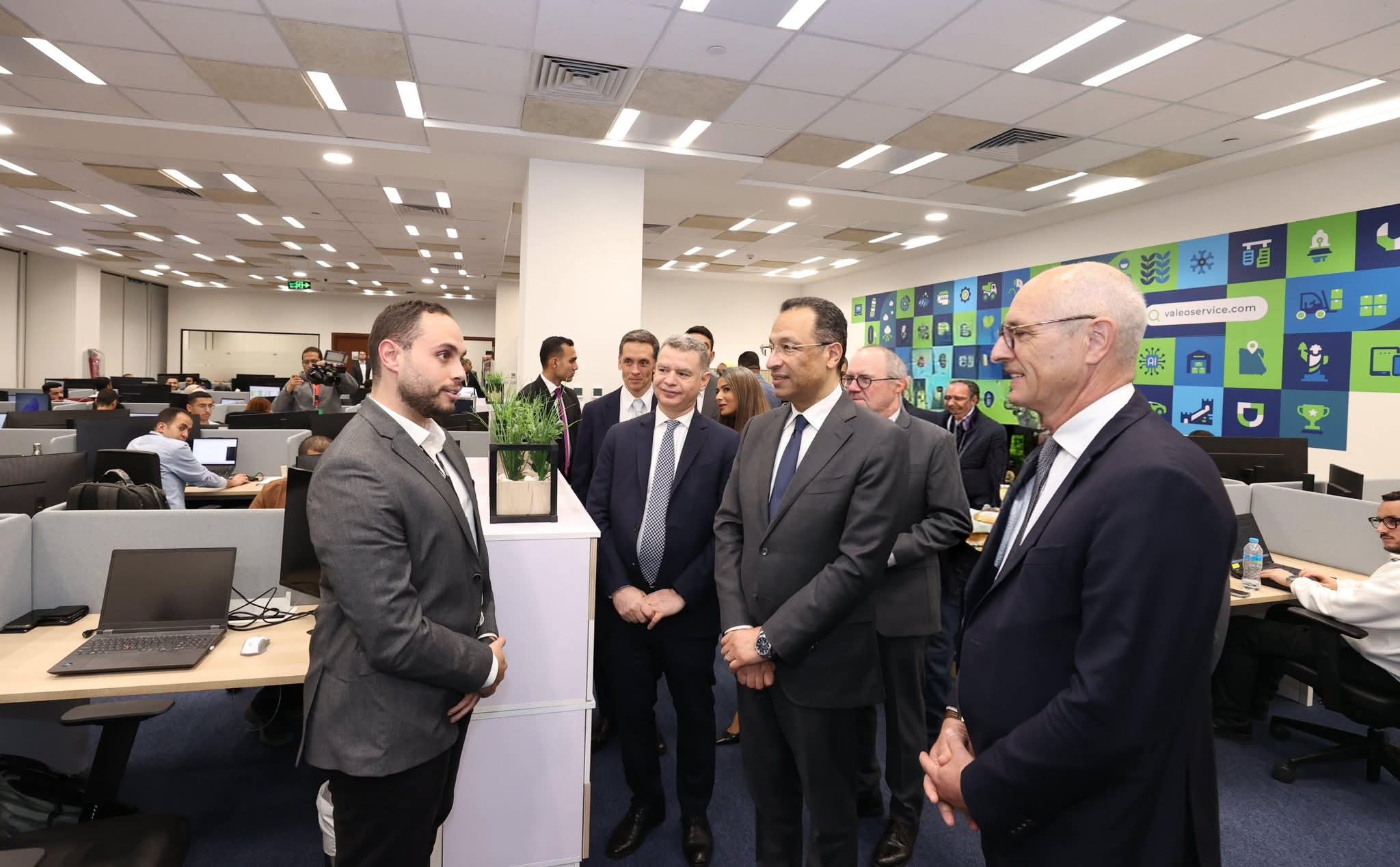 وزير الاتصالات: توسع «فاليو» يعكس ثقة الشركات العالمية في مصر