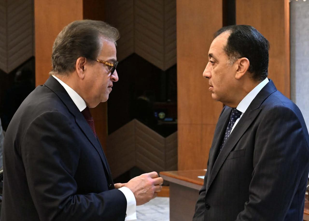 الحكومة تعتمد تطوير منظومة البلاغات الإسعافية لتعزيز سرعة الاستجابة والطوارئ