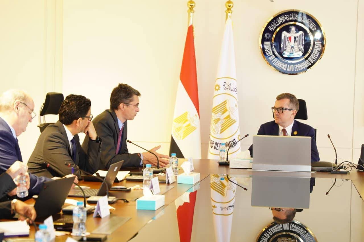 مصر تناقش مع البنك الدولي استراتيجية الاستثمار الأجنبي وخطة 2027