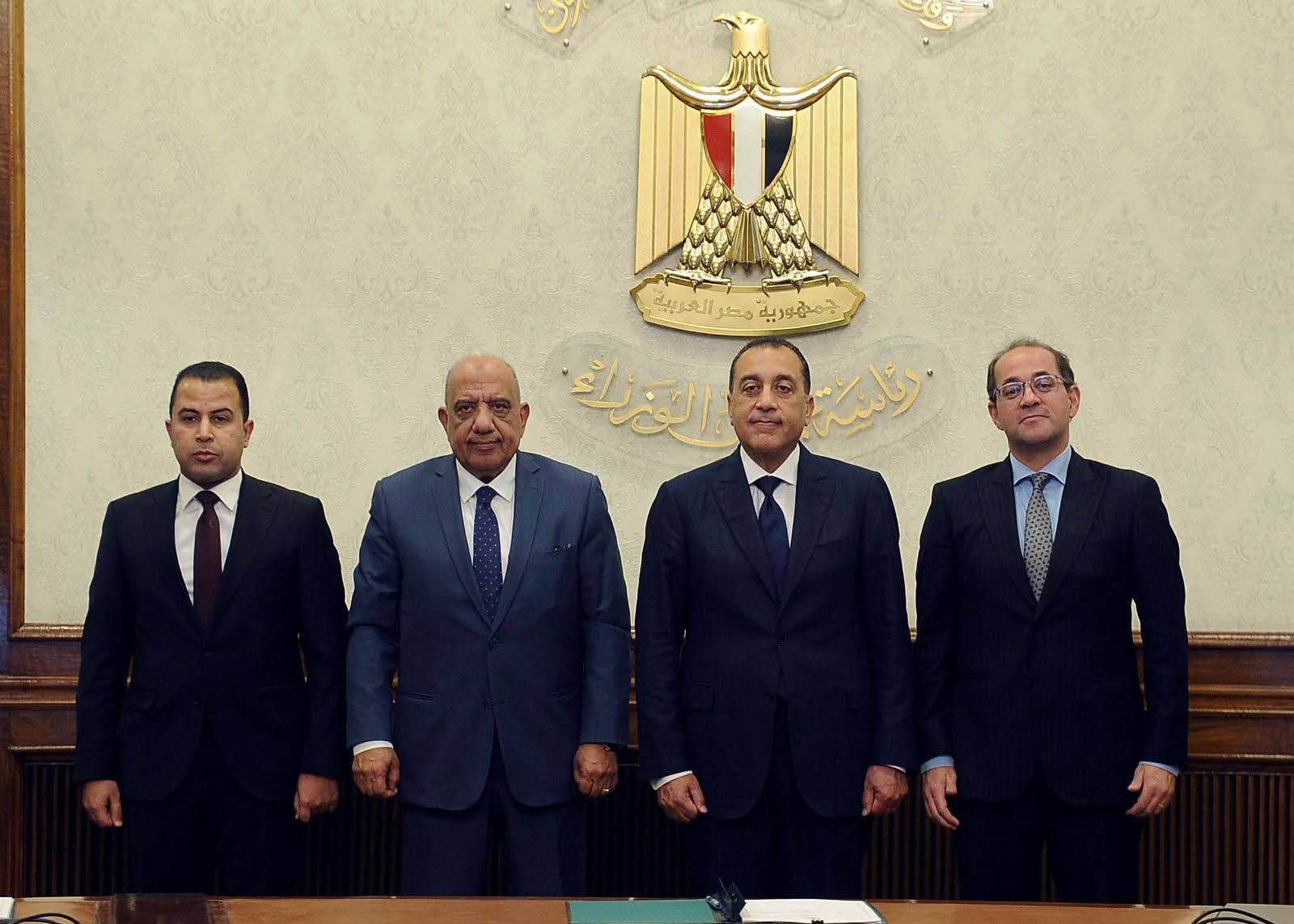 مدبولي يشهد اتفاقًا لتمويل مشروعات الطاقة المتجددة لدعم الشبكة وتقليل الوقود