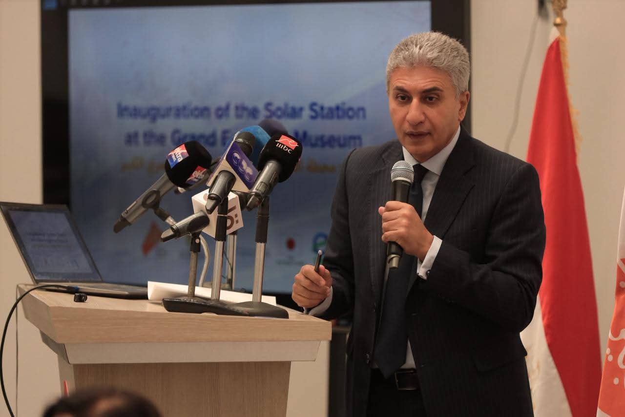تدشين محطة شمسية بالمتحف الكبير لدعم السياحة الخضراء وخفض الانبعاثات