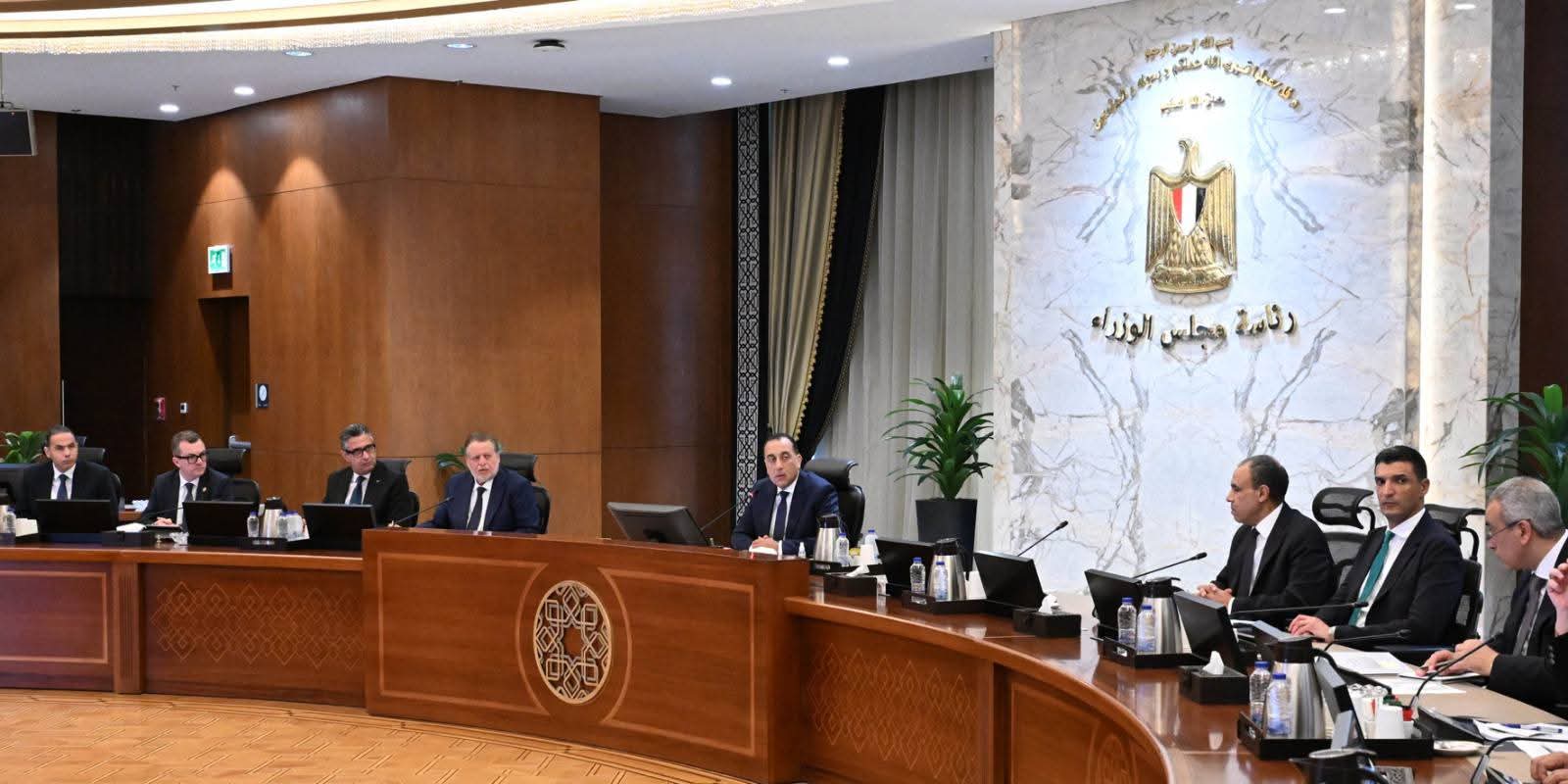 المجموعة الاقتصادية تناقش الإصلاحات وتوسيع مشاركة القطاع الخاص وجذب الاستثمارات
