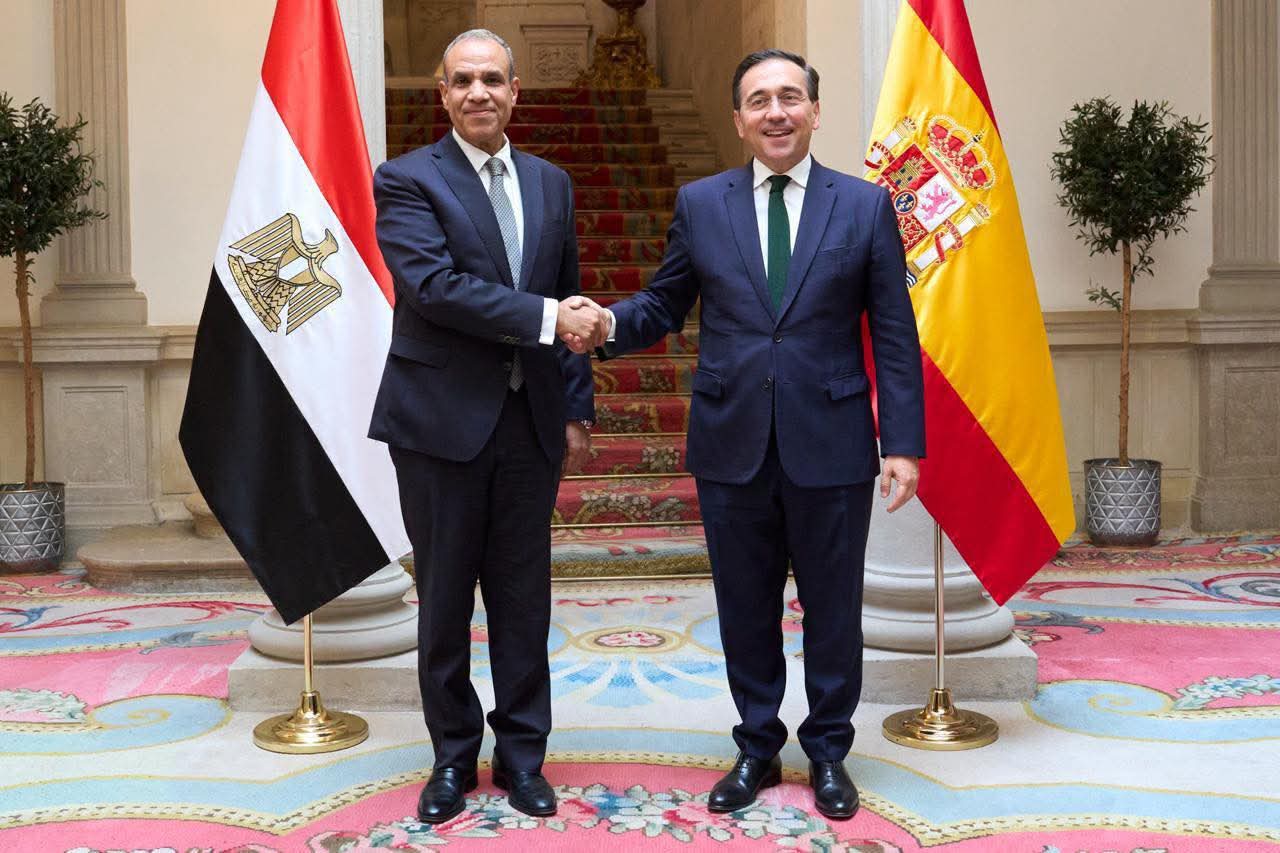 وزيرا خارجية مصر وإسبانيا يبحثان دعم الاستقرار وتعزيز الشراكة
