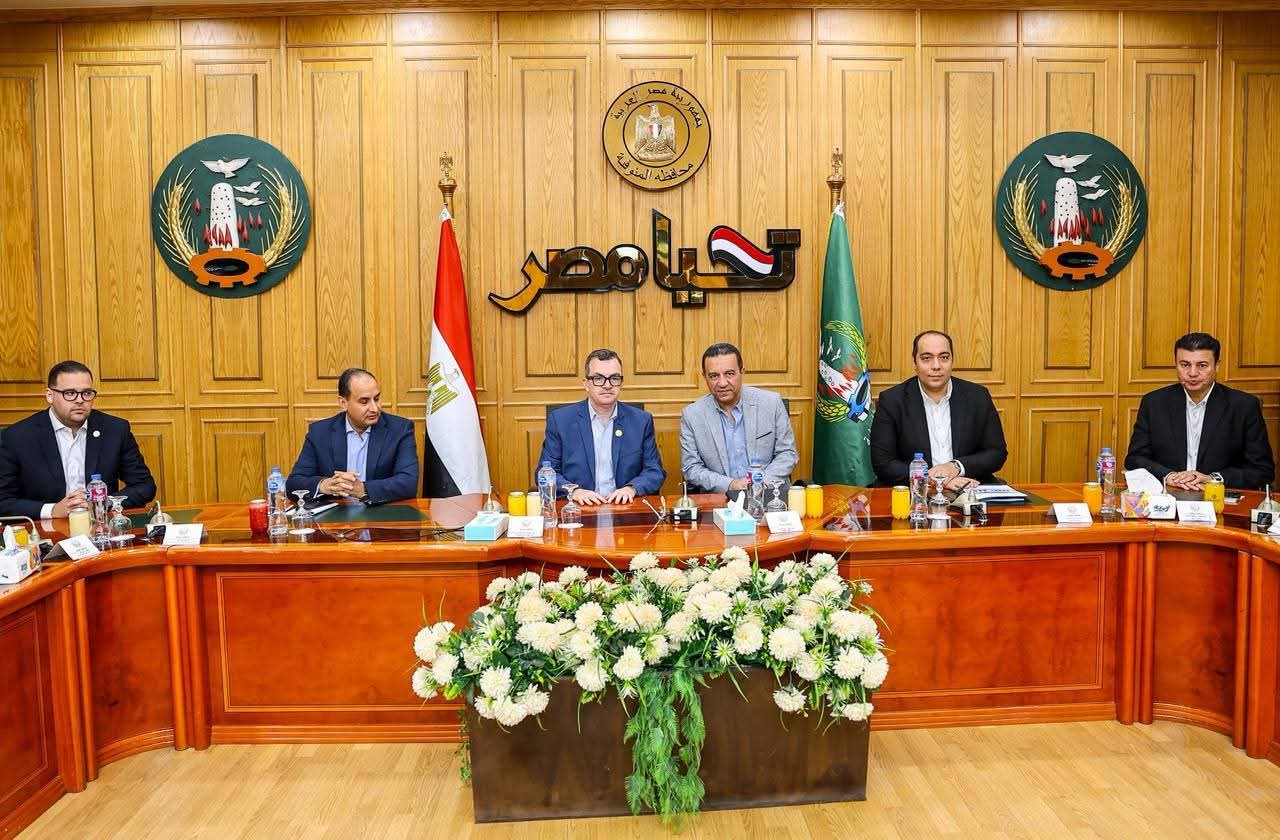 وزير التخطيط يبحث مع محافظ المنوفية الخطة الاستثمارية ومشروعات التنمية بالمحافظة