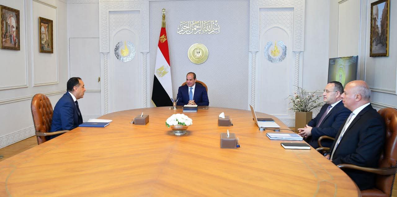 السيسي يوجه بتطوير منظومة التعليم العالي وربط البحث العلمي بالصناعة