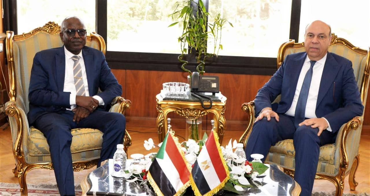 مصر والسودان يعززان التعاون الاستراتيجي لتطوير منظومة النقل الجوي