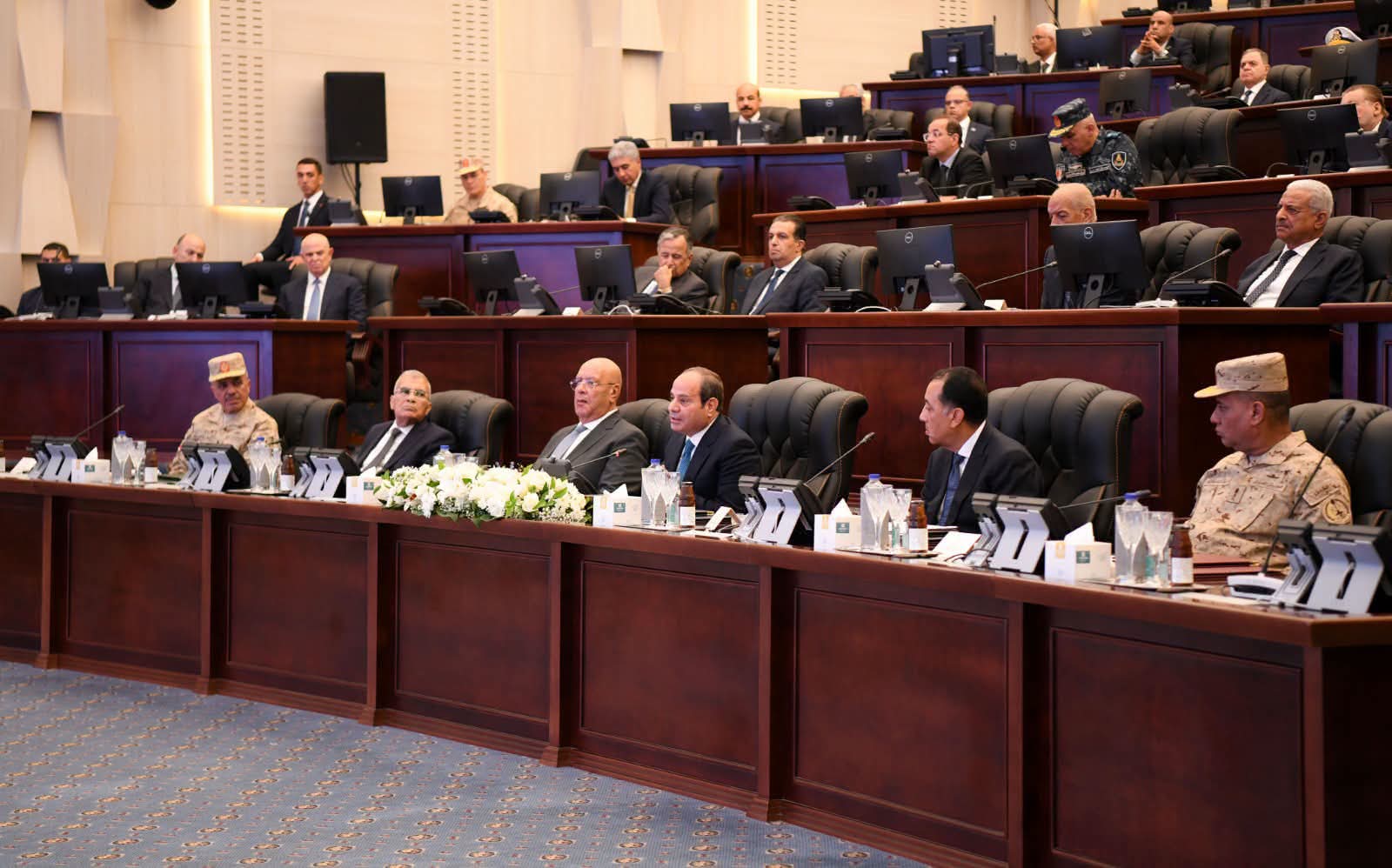 الرئيس السيسي: القيادة الاستراتيجية تعزز جاهزية الدولة لمواجهة الأزمات