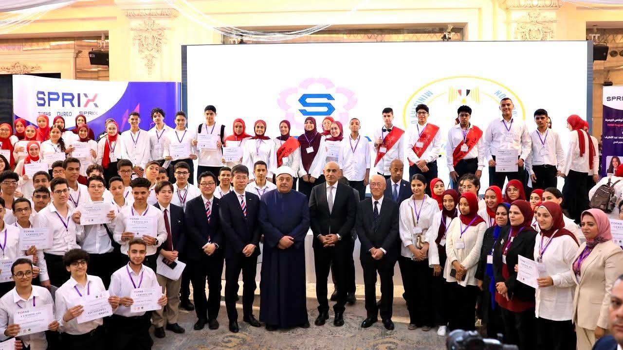 التعليم تكرم المتفوقين في البرمجة وتفتح لهم آفاقًا عالمية للتدريب