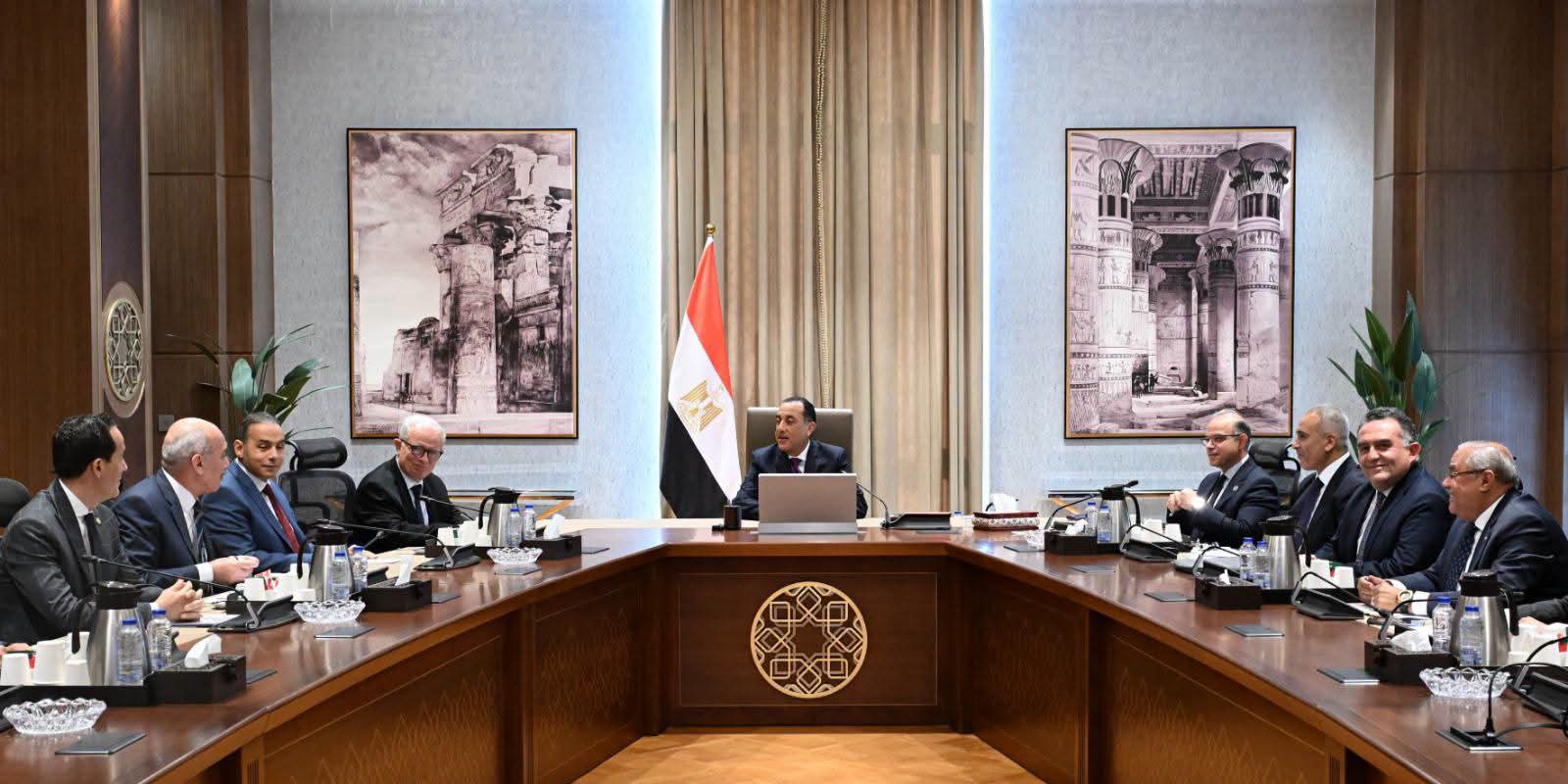 رئيس الوزراء يستعرض جهود تحفيز الاستثمار وتعزيز التنمية بسيناء