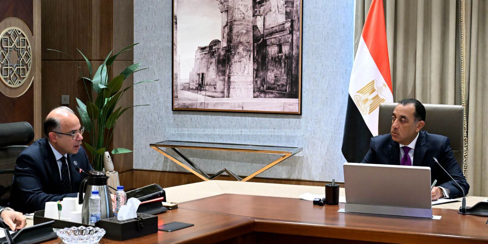 مدبولي يستعرض استعدادات الحكومة لإطلاق مبادرات وصناديق استثمار صناعية ورياضية