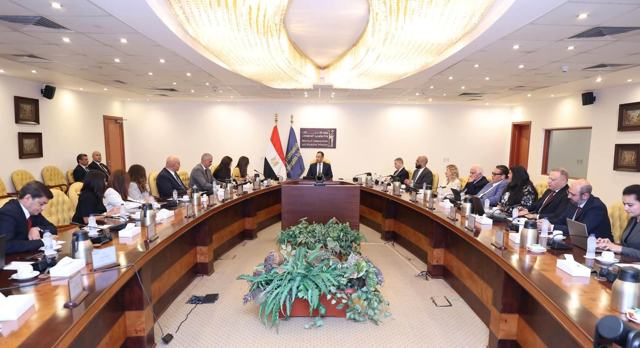 وزير الاتصالات: 8 مليارات دولار مستهدف صادرات التعهيد بحلول 2028