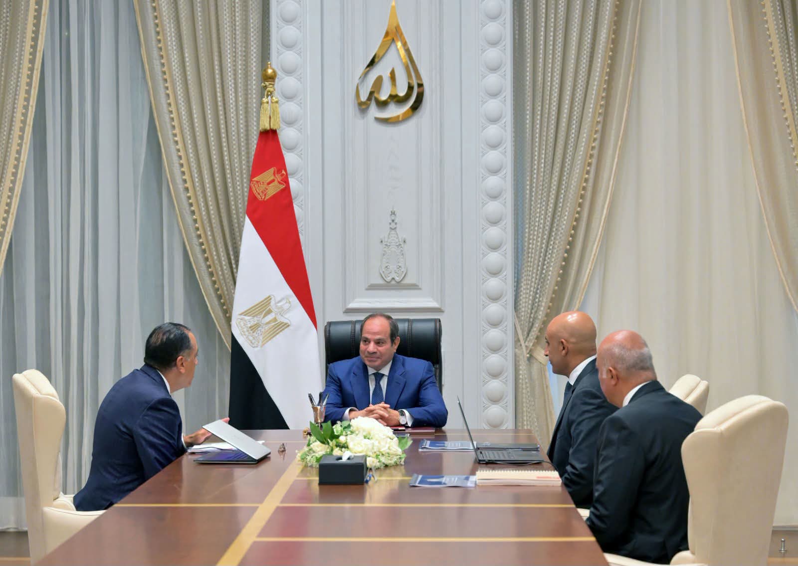 الرئيس السيسي يتابع تطوير التعليم الفني وتعزيز الشراكات الدولية