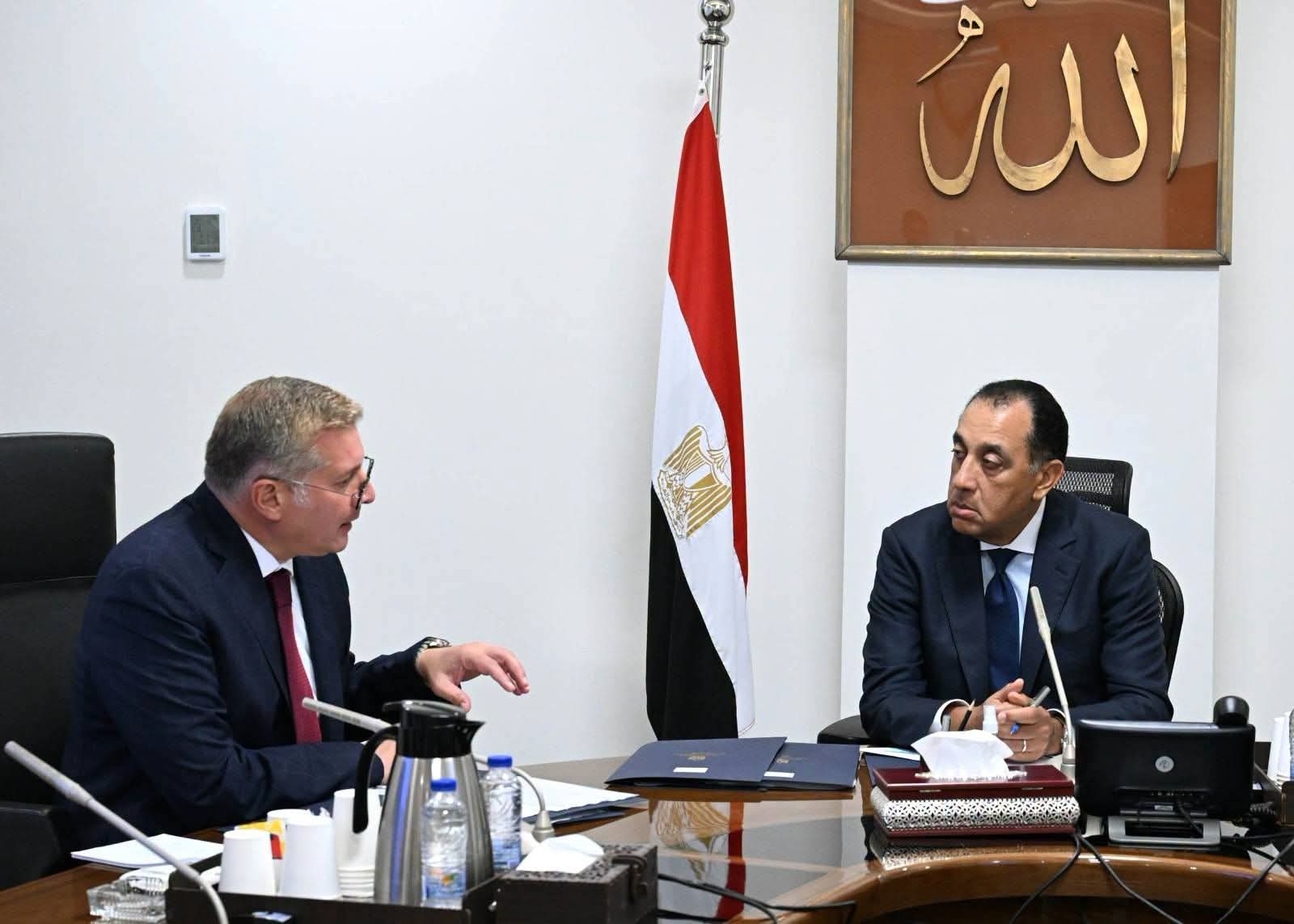 مدبولي يبحث مع وزير البترول خطة تأمين الطاقة وتنمية الاكتشافات