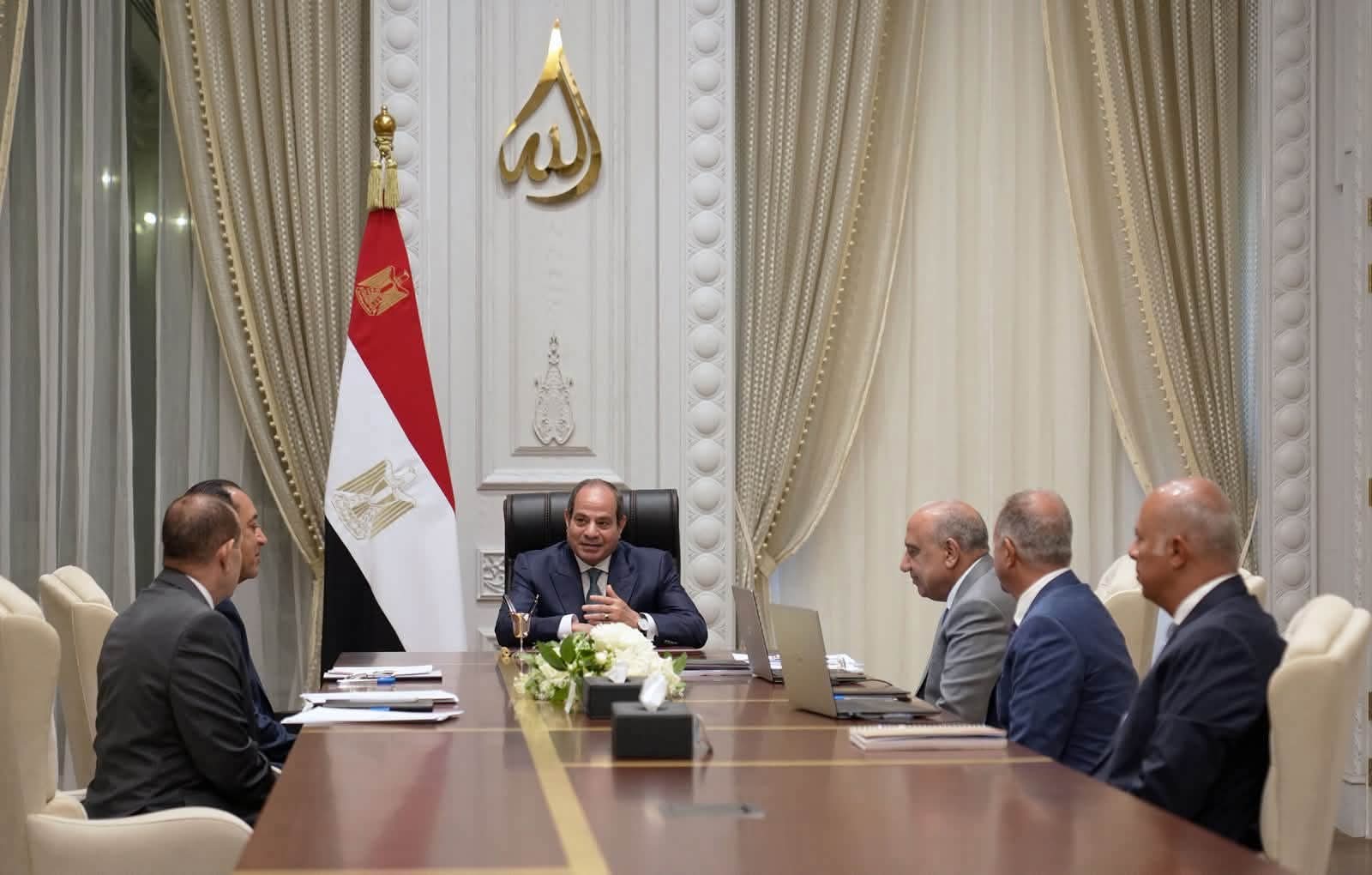 الرئيس السيسي يؤكد دعم توطين صناعات الطاقة وتحقيق التحول الأخضر