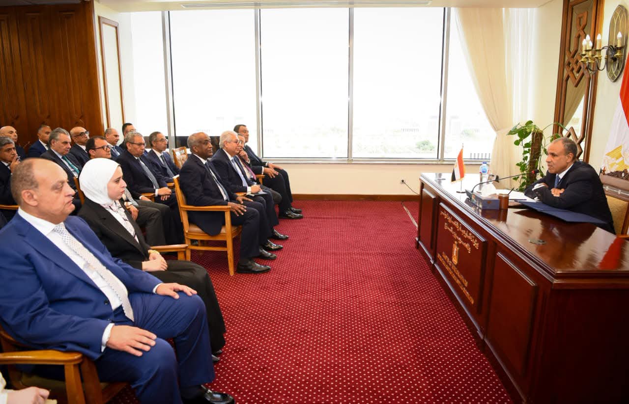 وزير الخارجية يستعرض أولويات العمل الدبلوماسي ومهام البعثات المصرية بالخارج