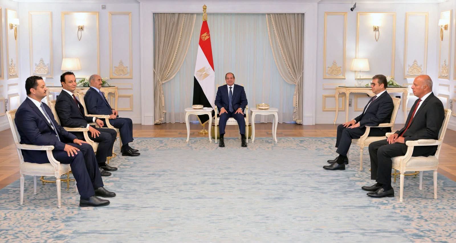 السيسي وحفتر يبحثان دعم وحدة ليبيا وتعزيز الأمن والاستقرار