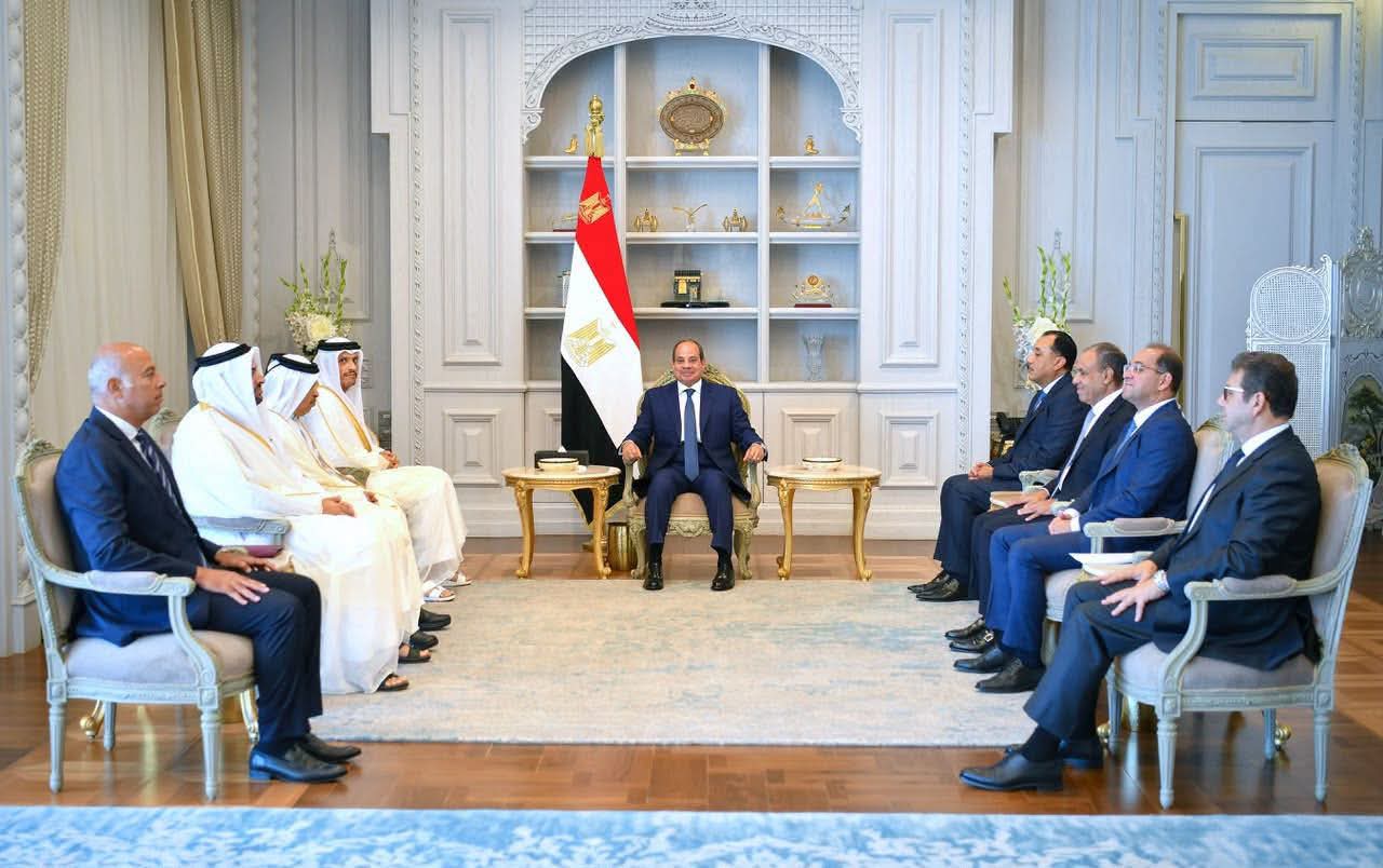 الرئيس السيسي ورئيس الوزراء القطري يبحثان تعزيز العلاقات والاستثمارات المشتركة