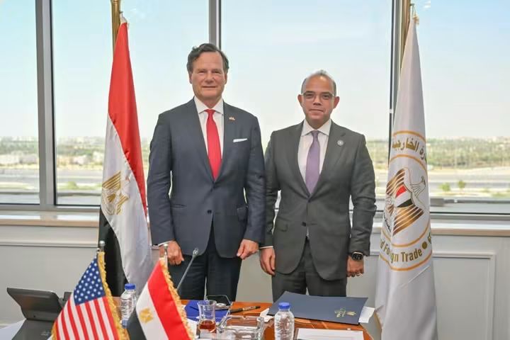 وزير الاستثمار يستعرض فرص الاستثمار والتجارة والتعدين أمام الشركات الأمريكية