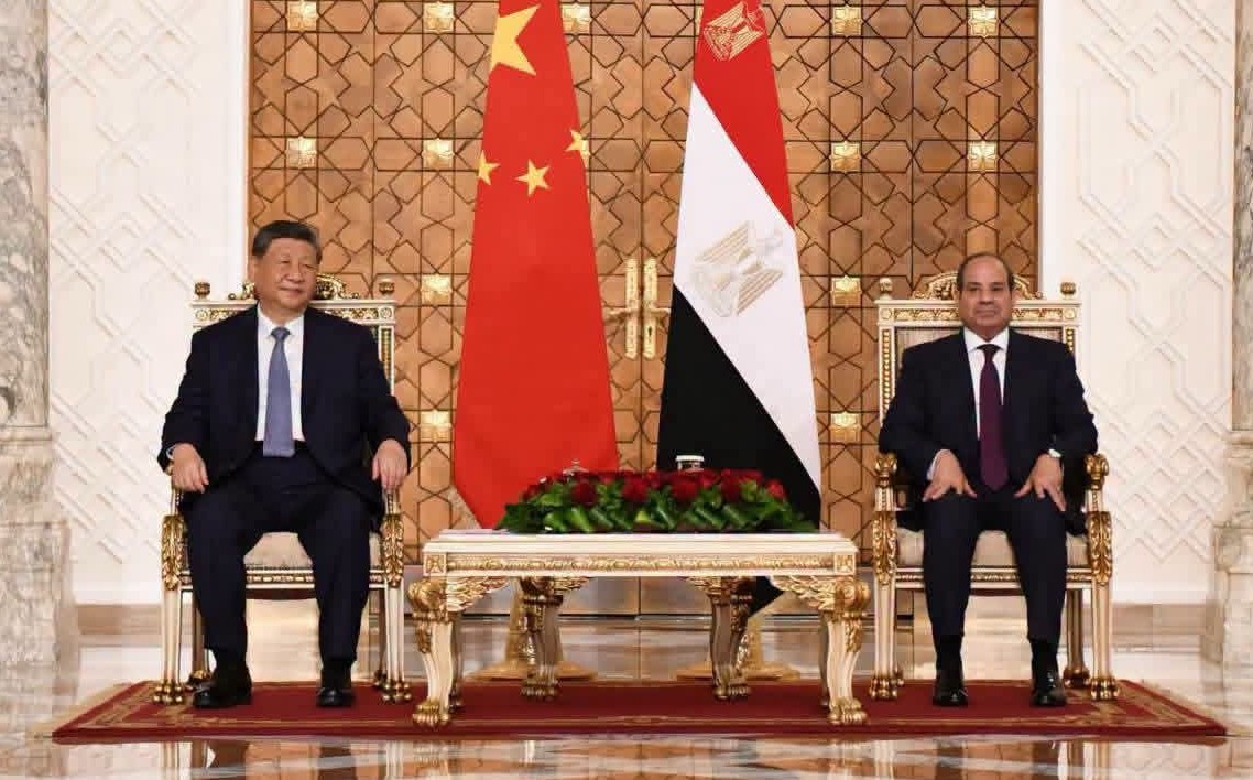 الرئيس السيسي وشي يبحثان تعزيز الاستثمارات الصينية ونقل التكنولوجيا لمصر