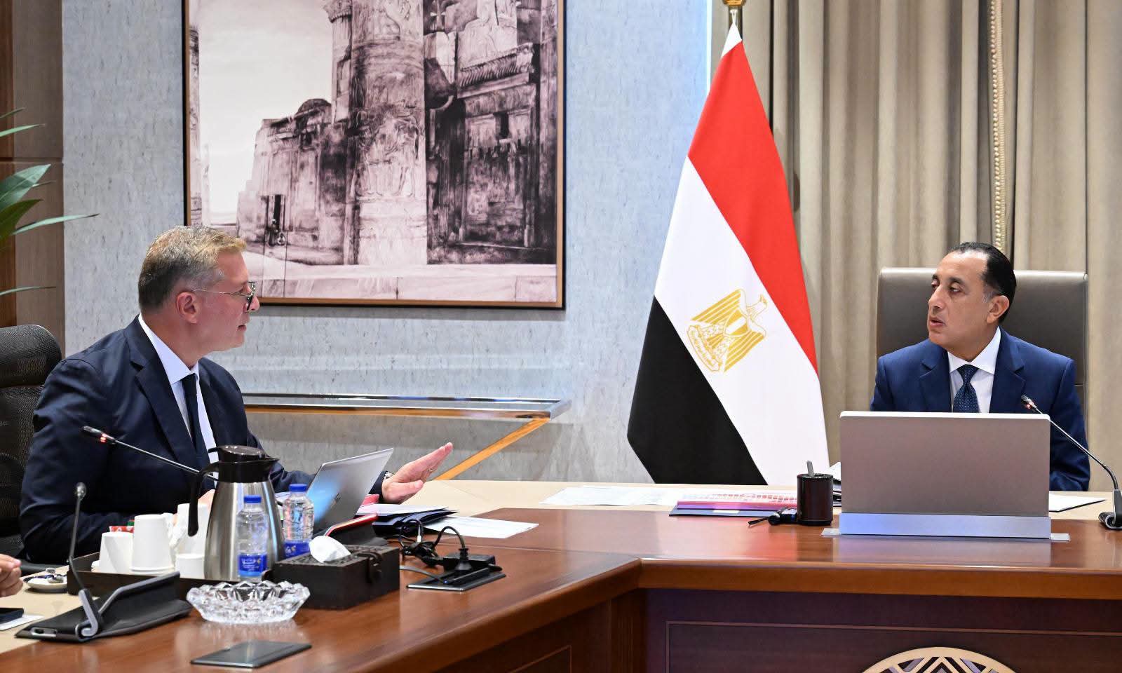 مدبولي يتابع خطط زيادة إنتاج البترول والغاز وتعزيز الاستثمارات