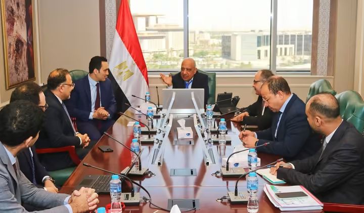 الكهرباء تبحث مع هيدروفولتا تحلية المياه وتوطين التكنولوجيا الحديثة