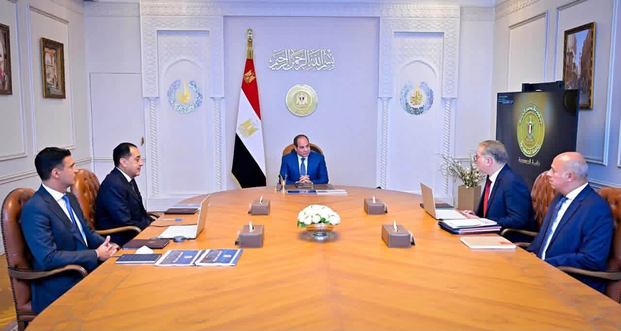 الرئيس السيسي يتابع تطورات البترول والتعدين وخطط تعميق الصناعة المصرية