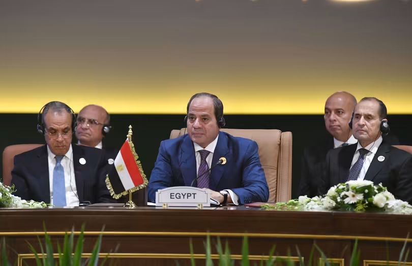 السيسي يترأس قمة النيباد بالعلمين ويدعو لتعزيز التمويل الإفريقي