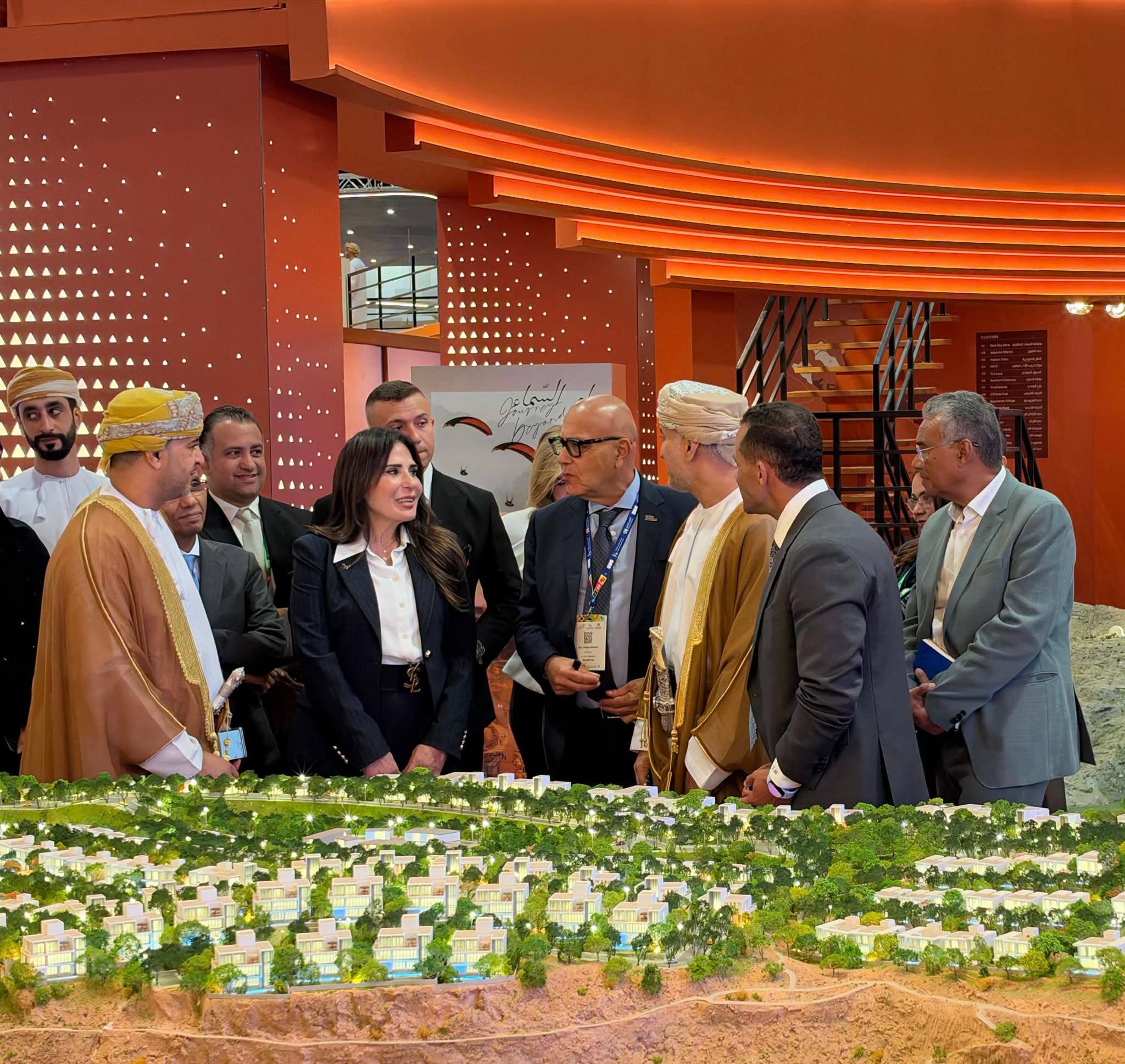 مصر تستعرض تجربتها العمرانية خلال أكتوبر العمران 2026 بمسقط