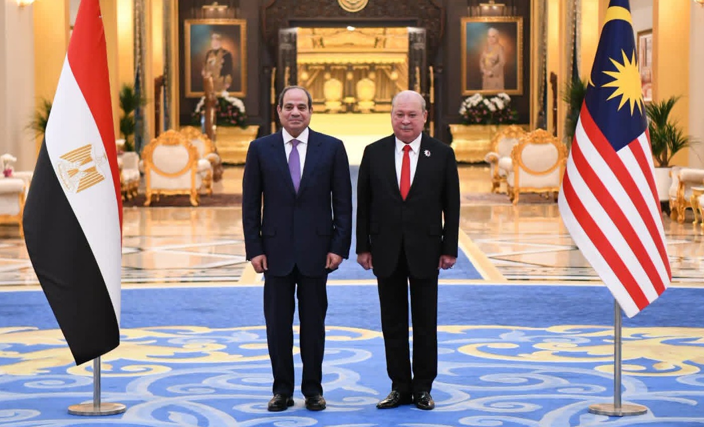 الرئيس السيسي يبحث مع ملك ماليزيا تعزيز الشراكة الاقتصادية والتنسيق السياسي