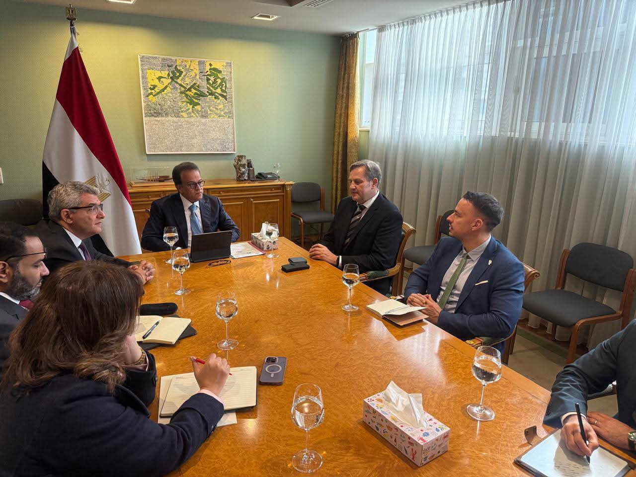 مصر تبحث مع ألمانيا توسيع الشراكة وتطوير المنظومة الصحية