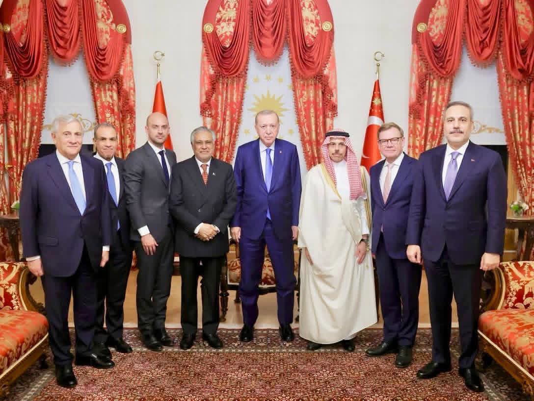 مصر وتركيا تبحثان خفض التصعيد الإقليمي وتأمين الملاحة الدولية