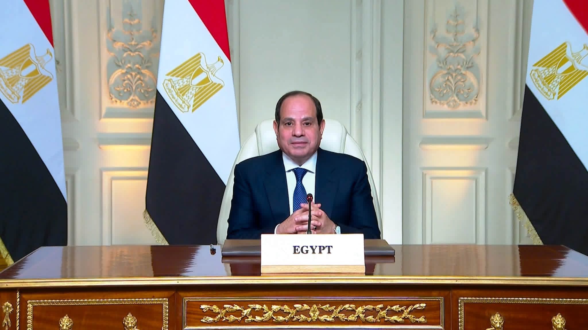 السيسي يفتتح أسبوع القاهرة للمياه ويجدد التمسك بحقوق مصر المائية