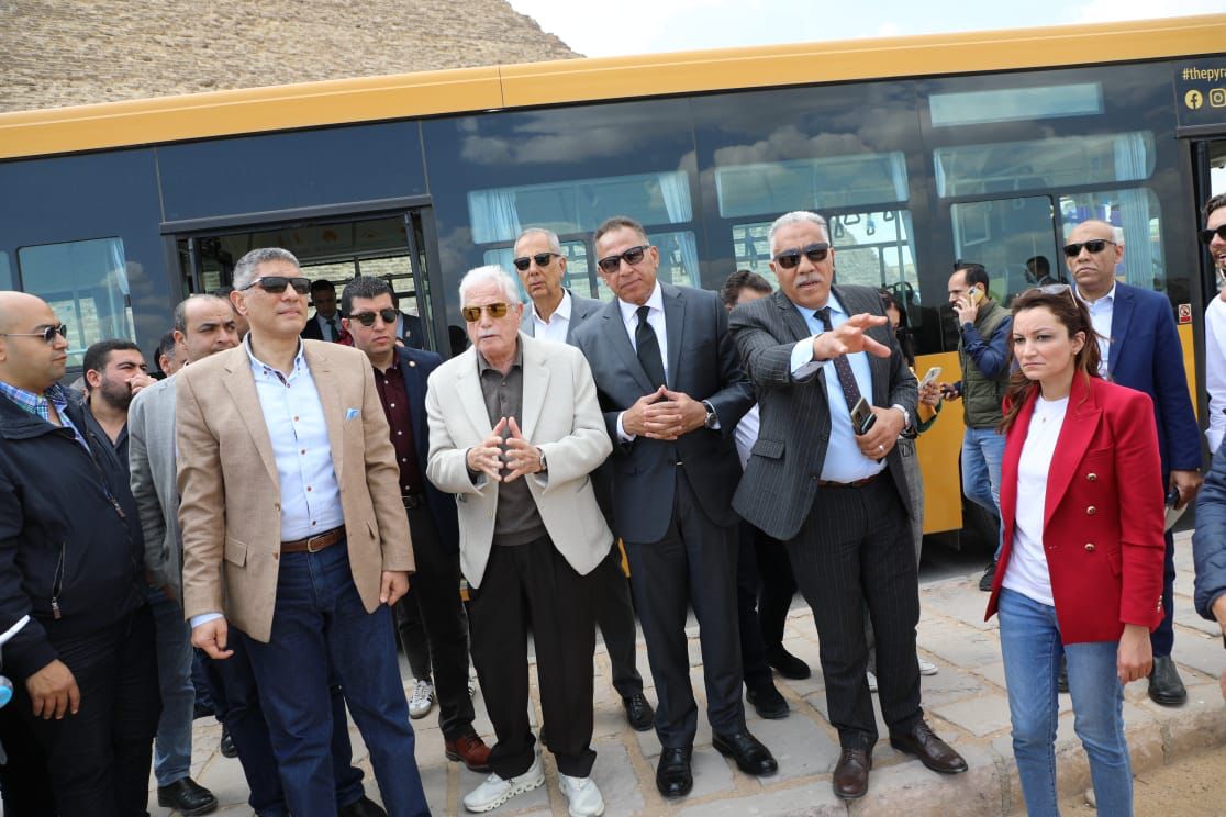 التشغيل التجريبى لمشروع تطوير  منطقة أهرامات الجيزة
