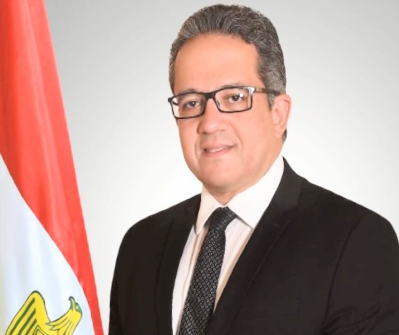 خالد العناني أول عربي يتولى منصب مدير عام منظمة اليونسكو