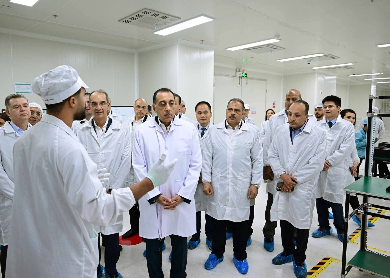 رئيس الوزراء يفتتح مصنع أوبو باستثمارات 50 مليون دولار