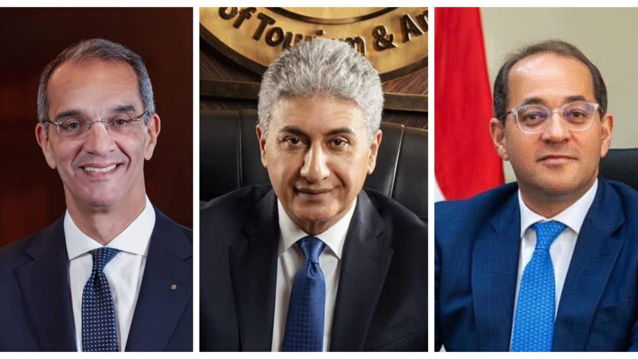 الوزراء الثلاثة يطلقون إصدارات تذكارية احتفالاً بافتتاح المتحف الكبير