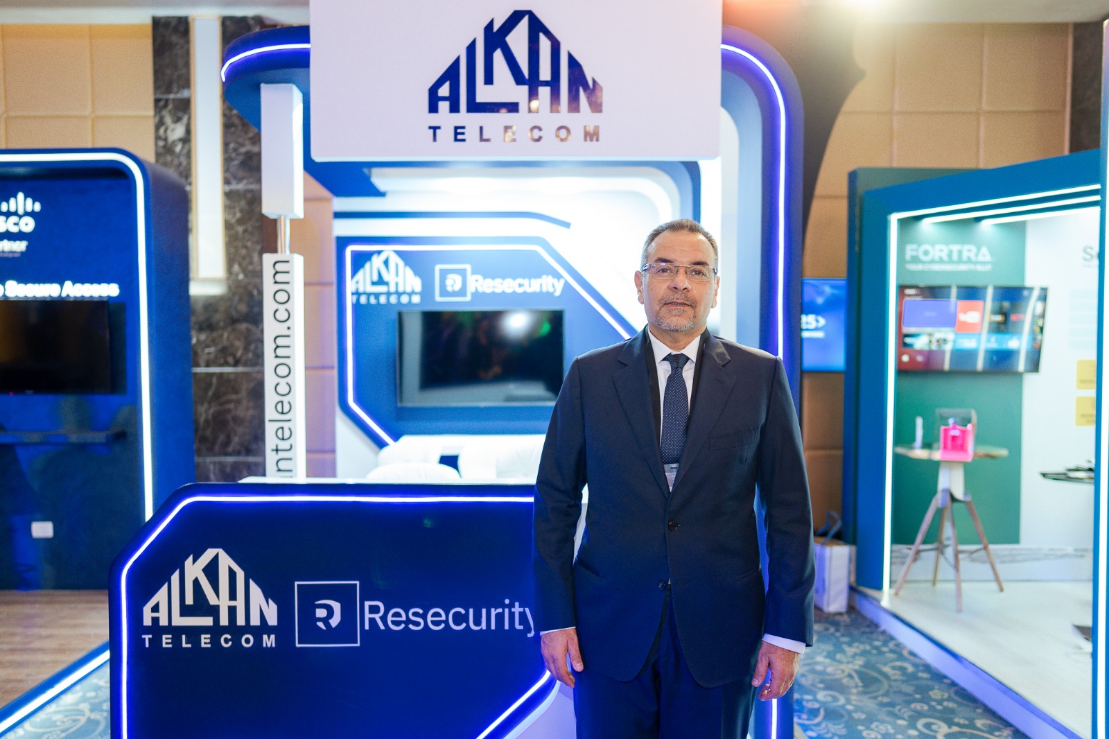 مجموعة ALCAN توسع شراكاتها الاستراتيجية بمعرض Cairo ICT 2025