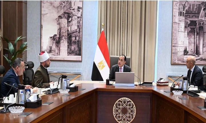 مدبولي يستعرض أولويات تطوير التعليم والثقافة في منتدى مصر 2026