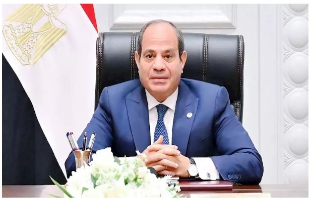 السيسي يشهد تخرج الدورة السادسة للجهات والهيئات القضائية بالأكاديمية العسكرية