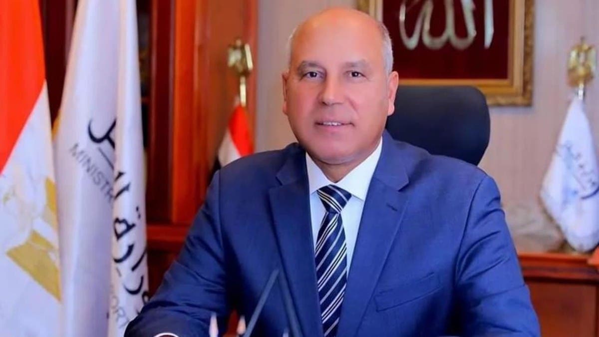 وزير النقل يتابع تشغيل المرافق وانتظام الحركة خلال عيد الأضحى