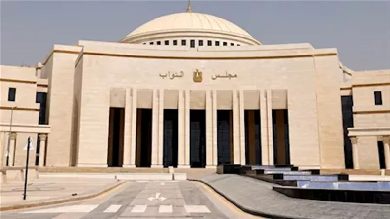 برلمانيون يطالبون بتنفيذ قرار رئيس الوزراء لحل أزمة الغاز الطبيعي بحدائق أكتوبر