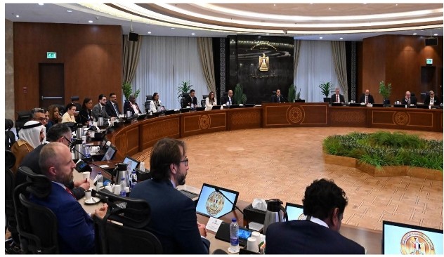 رئيس الوزراء: ربط الثروات المعدنية بالأسواق والصناعة والطاقة والبنية التحتية